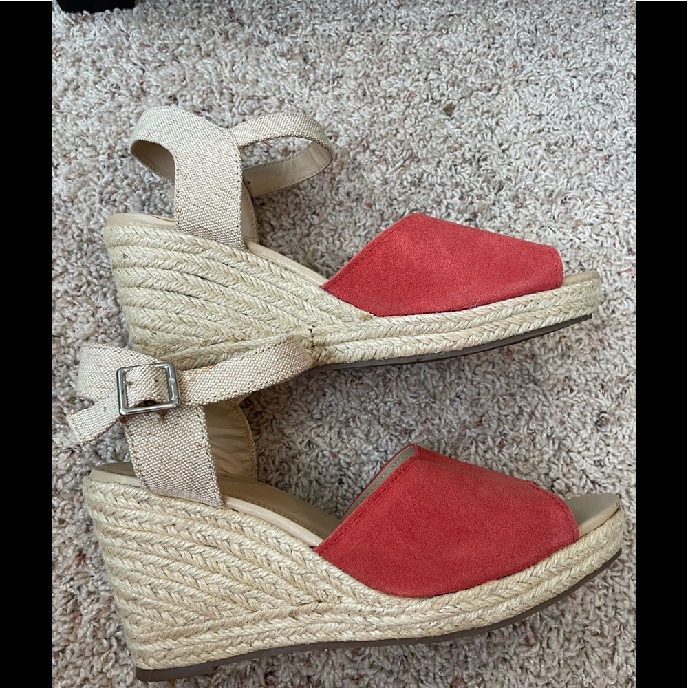 Dolce Vita Coral Wedge Sandals Peep Toe Leather and Jute Size 9.5